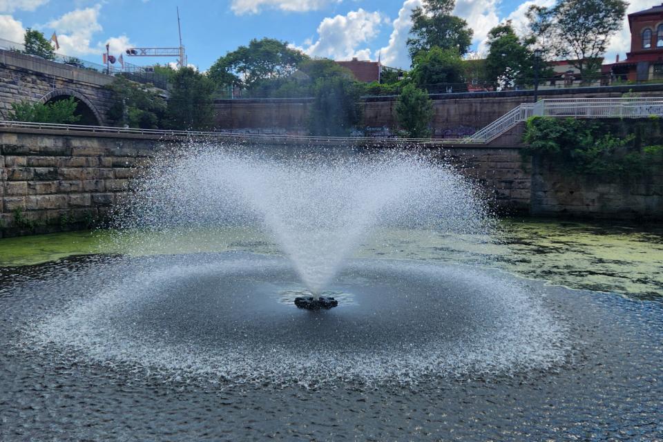 floating fountain at at park